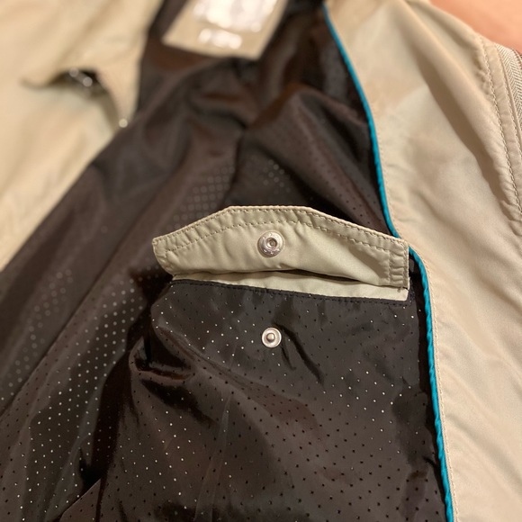 Zara Man Wind Breaker - Picture 5 of 11